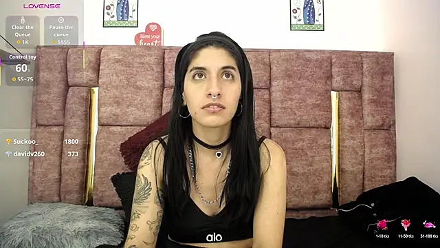 FRANCESCA LOVE  online show from 28, 6, 2026
