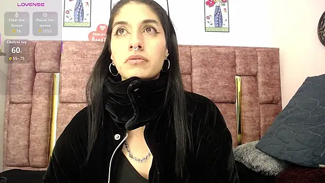 FRANCESCA LOVE  online show from 28, 6, 2026