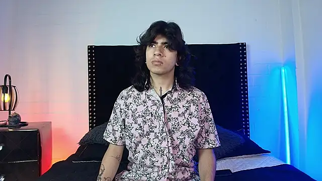 Axell Kussh online show from 15, 2, 2026