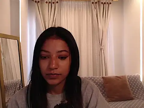 Snapshot of Scarleet_miaa chatting on 22, 5, 2026 Scarleet miaa online show from 22, 5, 2026