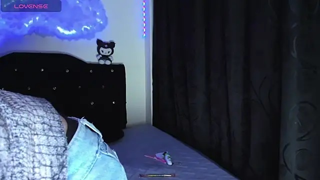 Snapshot of _darkcandy chatting on 19, 3, 2026 darkcandy online show from 19, 3, 2026