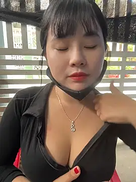 Lewd couple online show from 7, 5, 2026