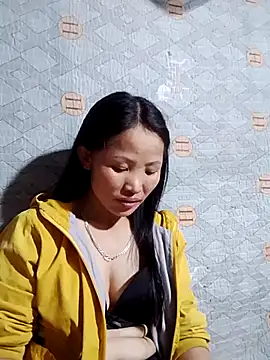 Snapshot of nhynhy11 chatting on 6, 3, 2026 nhynhy11 online show from 6, 3, 2026