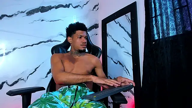 Nehemiaa boy online show from 20, 4, 2026