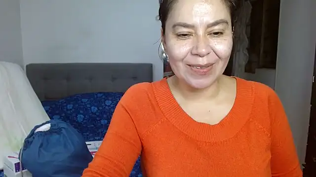 Snapshot of Karo_sexy chatting on 1, 11, 2025 Karo sexy online show from 1, 11, 2025