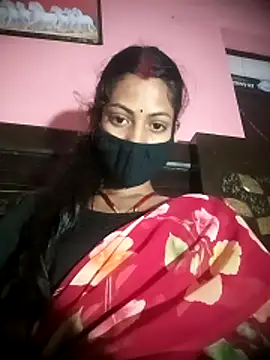 BIG QWEEN NO1 online show from 6, 3, 2026