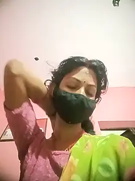 BIG QWEEN NO1 online show from 7, 3, 2026