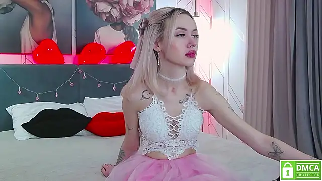 JosephineRowe online show from 3, 3, 2026