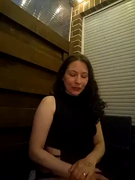 Lolahottele online show from 6, 6, 2026