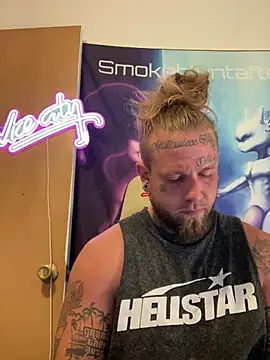 Snapshot of Smokebluntafterblunt chatting on 17, 6, 2026 Smokebluntafterblunt online show from 17, 6, 2026