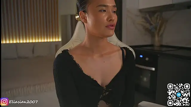 Snapshot of Eliasian chatting on 15, 6, 2026 Eliasian online show from 15, 6, 2026