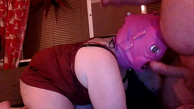 Snapshot of plussizeslut chatting on 6, 2, 2026 plussizeslut online show from 6, 2, 2026