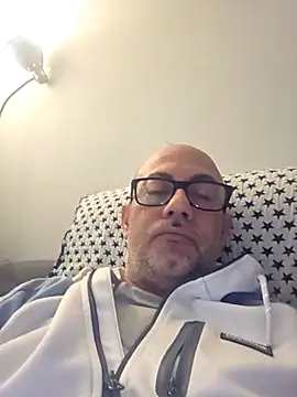 pareja47 online show from 9, 5, 2026