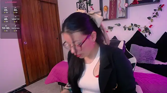 QueenRose94 online show from 19, 2, 2026