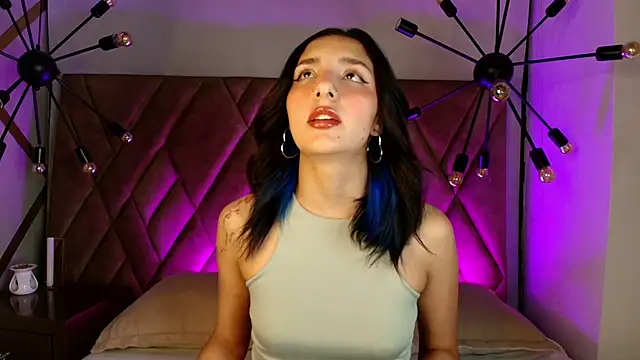 Aris Suarez online show from 7, 5, 2026