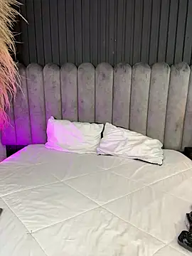 Nanda vixen  online show from 14, 3, 2026