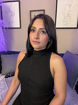 Nanda vixen  online show from 10, 5, 2026