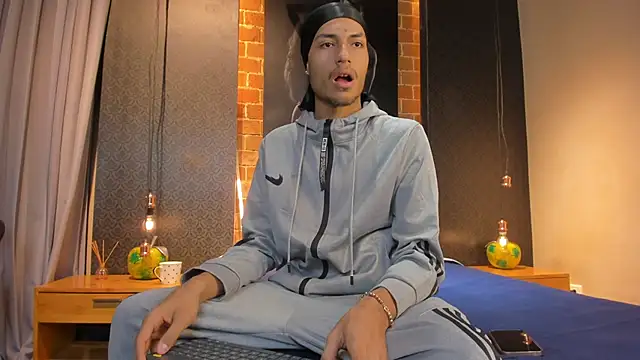 ItsZairen online show from 9, 2, 2026