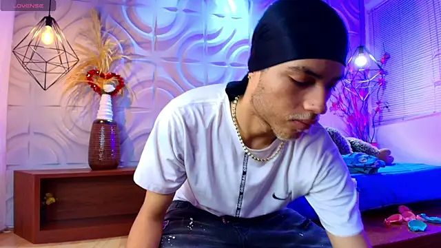 ItsZairen online show from 7, 5, 2026