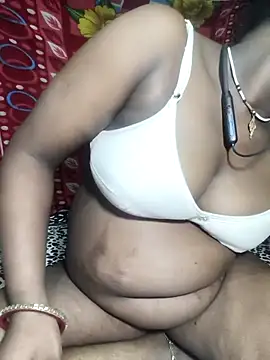 Snapshot of PRIYAGOYAL chatting on 15, 4, 2026 PRIYAGOYAL online show from 15, 4, 2026