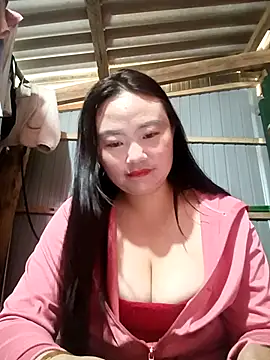 lisn-cute online show from 18, 4, 2026