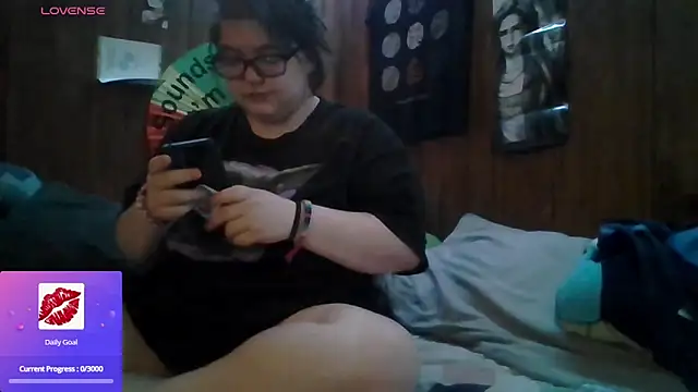 Snapshot of thatskarma chatting on 28, 3, 2026 thatskarma online show from 28, 3, 2026