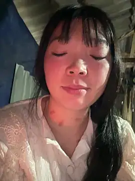 cuty lusy online show from 23, 2, 2026