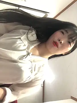 cuty lusy online show from 17, 3, 2026