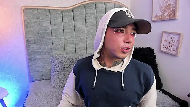 liam froid online show from 9, 2, 2026