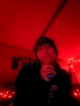 Snapshot of TwiztedIncubus chatting on 7, 2, 2026 TwiztedIncubus online show from 7, 2, 2026