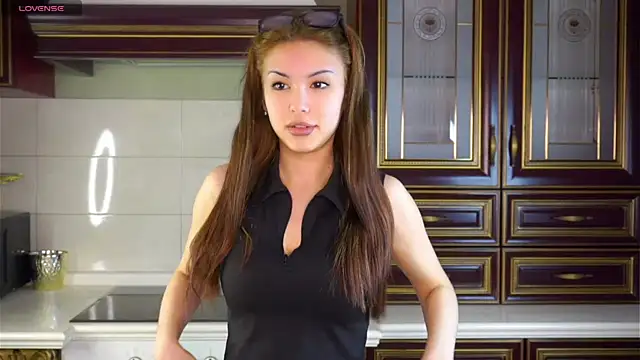 SulemaNeugin online show from 23, 3, 2026