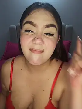 Snapshot of its_lauu_ chatting on 6, 3, 2026 its lauu online show from 6, 3, 2026