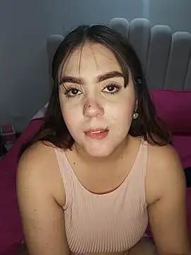 Snapshot of its_lauu_ chatting on 7, 3, 2026 its lauu online show from 7, 3, 2026