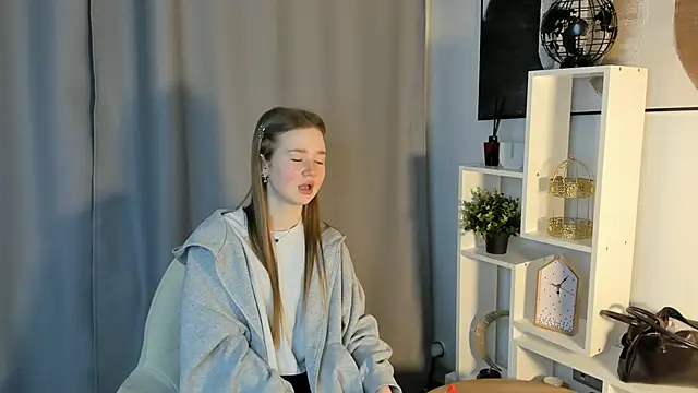 NikolePackham online show from 8, 2, 2026