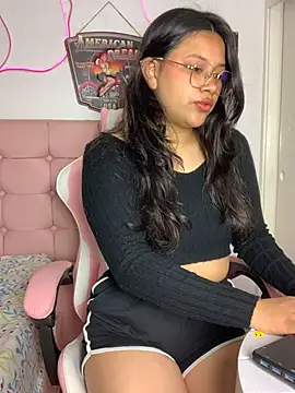 Snapshot of LilithRose_ chatting on 24, 2, 2026 LilithRose online show from 24, 2, 2026