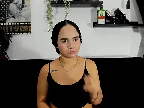 Snapshot of _zara_rosse chatting on 11, 4, 2026 zara rosse online show from 11, 4, 2026