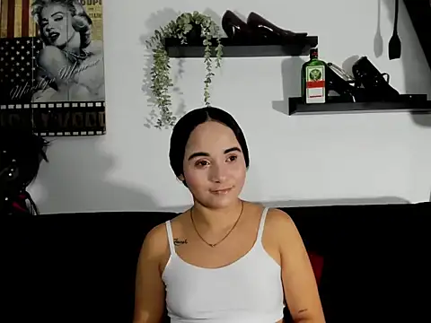 Snapshot of _zara_rosse chatting on 12, 4, 2026 zara rosse online show from 12, 4, 2026