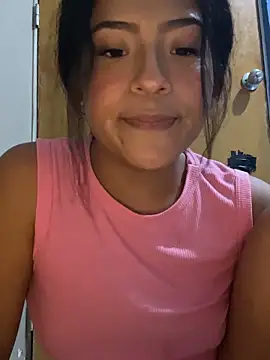 Snapshot of BabyFoxy chatting on 6, 3, 2026 BabyFoxy online show from 6, 3, 2026