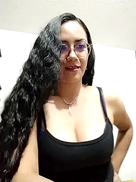 Snapshot of Salma-sweet chatting on 8, 5, 2026 Salma-sweet online show from 8, 5, 2026