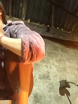 Yiyoongg online show from 22, 3, 2026