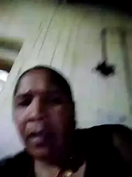 Snapshot of Loomaraj chatting on 16, 6, 2026 Loomaraj online show from 16, 6, 2026