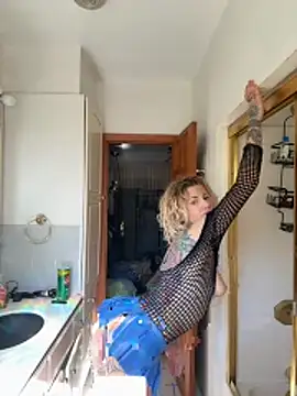 Snapshot of XXX2Freaks chatting on 8, 6, 2026 XXX2Freaks online show from 8, 6, 2026