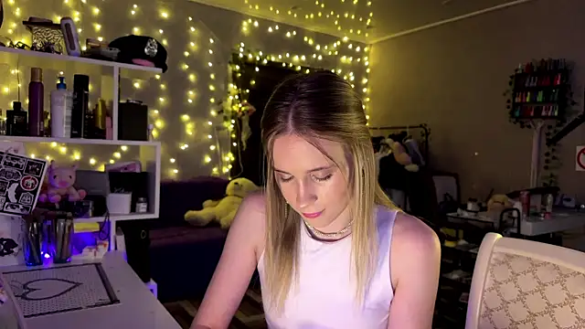 Snapshot of amily_sunray chatting on 25, 2, 2026 amily sunray online show from 25, 2, 2026