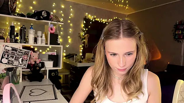 Snapshot of amily_sunray chatting on 20, 3, 2026 amily sunray online show from 20, 3, 2026