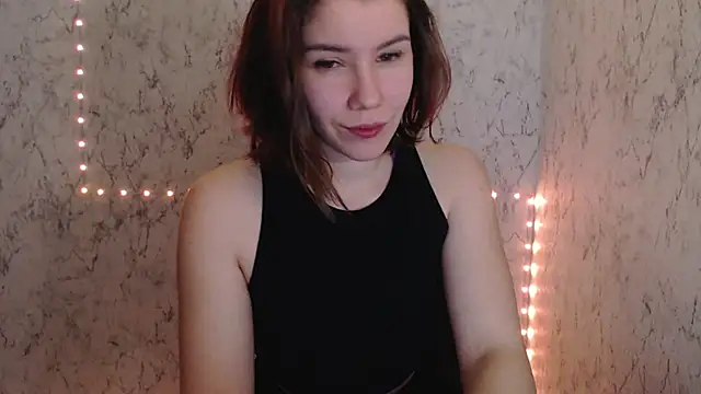 AdelMauds online show from 5, 3, 2026