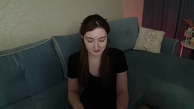 RosieGloom online show from 3, 3, 2026