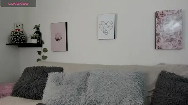 Alexaalove 1 online show from 3, 3, 2026