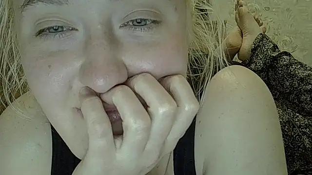 CurvyWild Lady30 online show from 5, 5, 2026