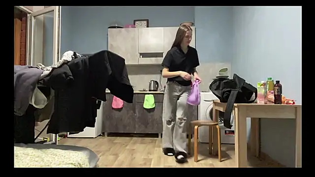 LinaWills online show from 12, 3, 2026