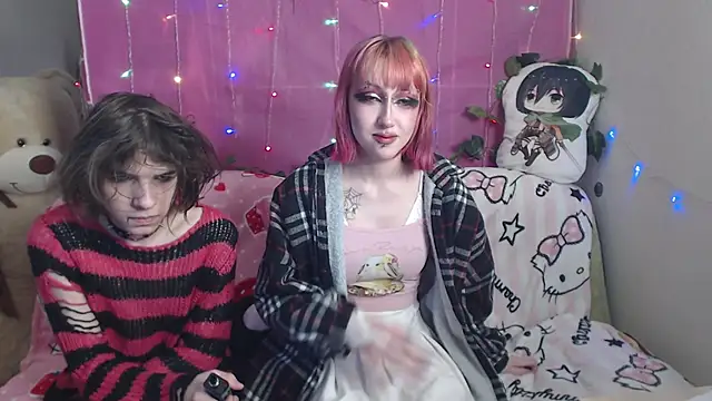 KitttyWhisper online show from 5, 3, 2026